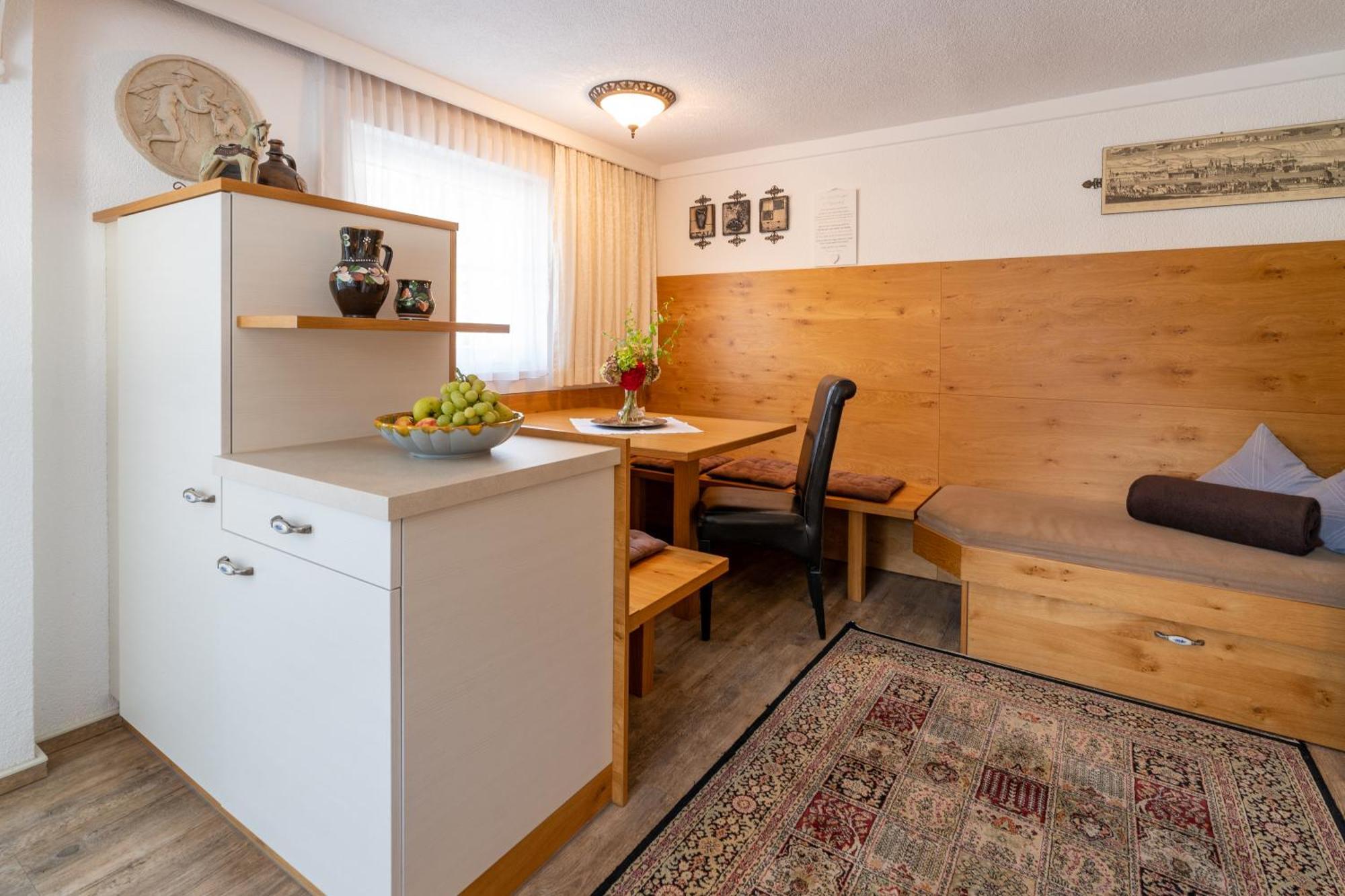 Villa Daringer Mayrhofen Pokoj fotografie