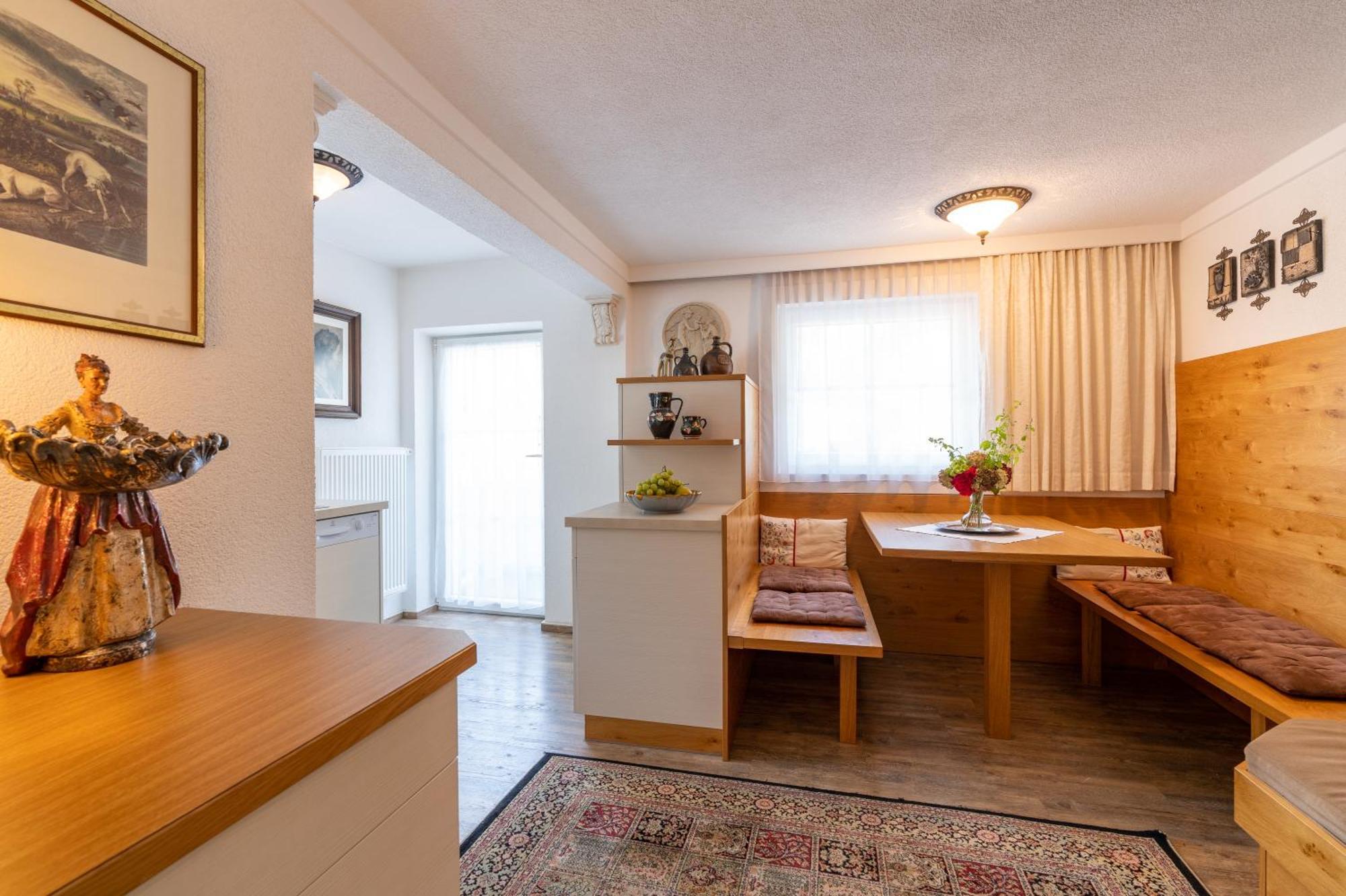 Villa Daringer Mayrhofen Pokoj fotografie